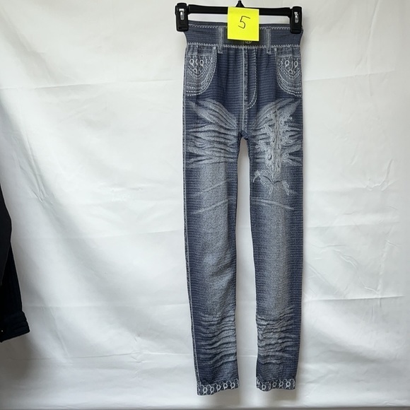 CHUNS stretchy fashion leggings.  Bundle and save.  One size fits most. - Picture 5 of 14